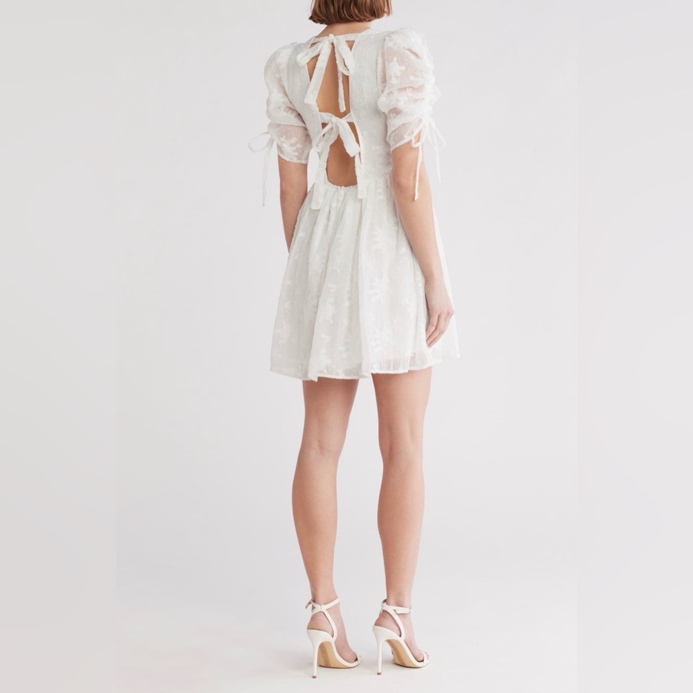 Lush White Jacquard Lace Ruched‎ Sleeve Mini Dress